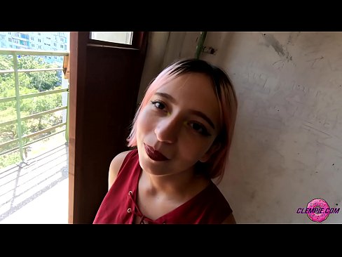 ❤️ 學生性感在內陸吸了一個陌生人 - 射在他臉上 色情視頻 在 zh-tw.special-grasser.ru ❌